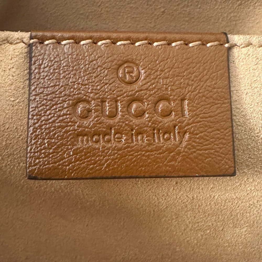 Gucci 447632 GG Marmont Diagonal Matelassé Leather Cross Body Bag - Picture 9 of 11